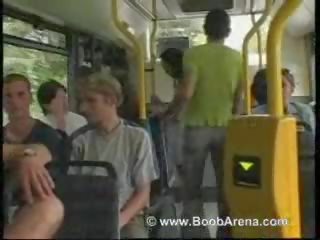 Young lover Fucked In The Bus vid