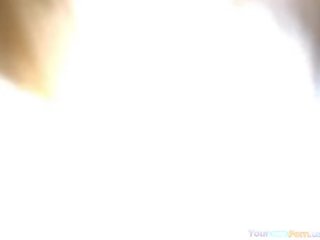 青少年 同 毛茸茸 屄 得到 脱了衣服