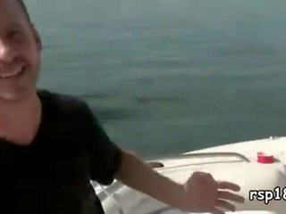 Group of slutty kolledž teens introduce an topar sikiş at a house weçerinka