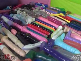 Великий сіськастих білявка bridgette b touches a неймовірний джойстик і appreciates він глибоко собачка позиція