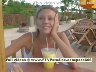 Carlifrom ftv girlsamateur білявка подруга ходьба публічний nu